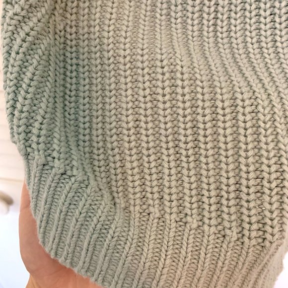 Gently Worn LOFT Women's Aqua Sweater - Size XS - Picture 4 of 4